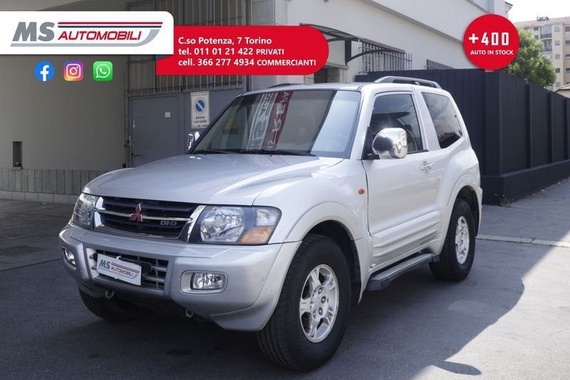 Mitsubishi Pajero 2001