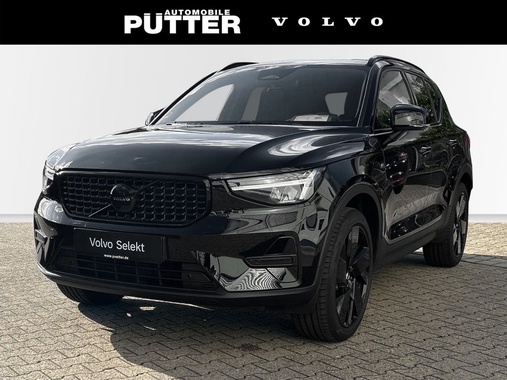 Volvo XC40 2025