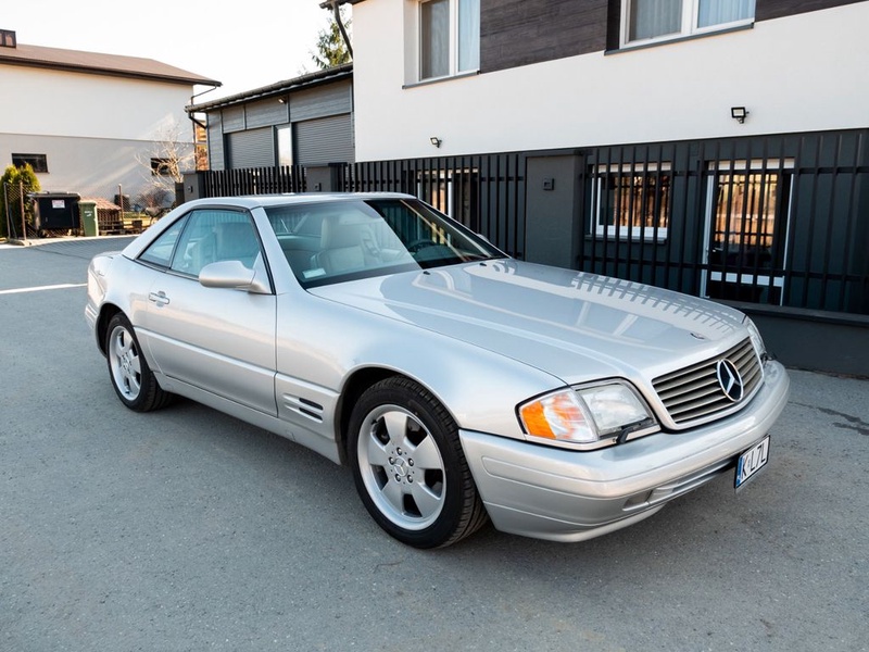 Mercedes-Benz SL-Class