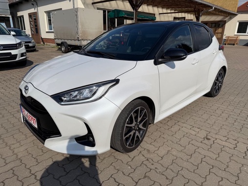 Toyota Yaris 2021
