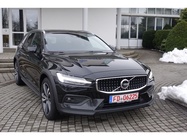 Volvo V60 2023