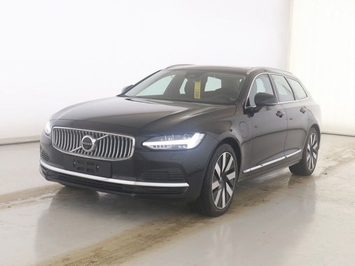 Volvo V90 2025