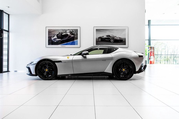 Ferrari 12Cilindri 2025
