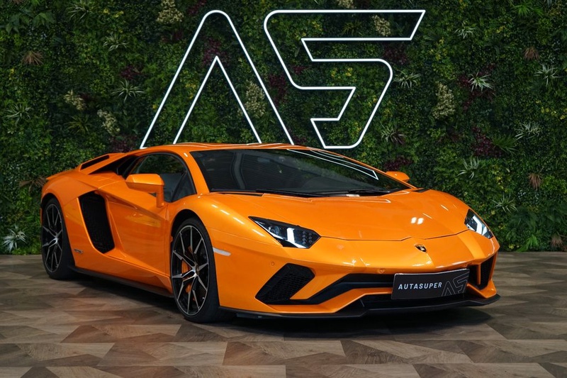 Lamborghini Aventador