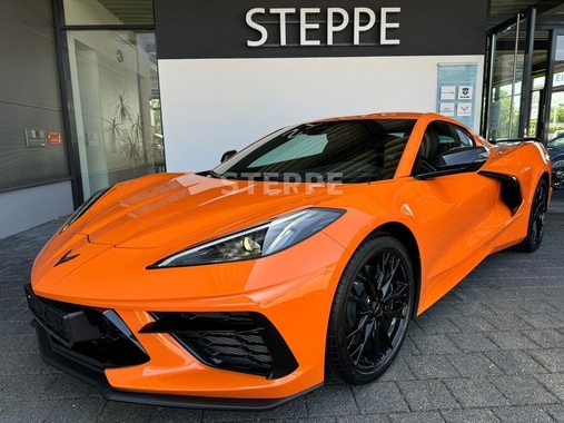 Corvette C8 2025