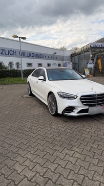 Mercedes-Benz S-Class 2022