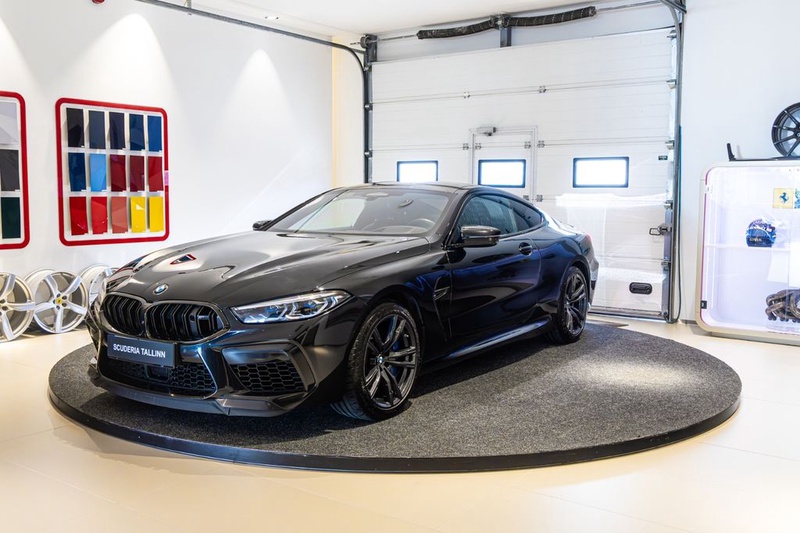 BMW M8