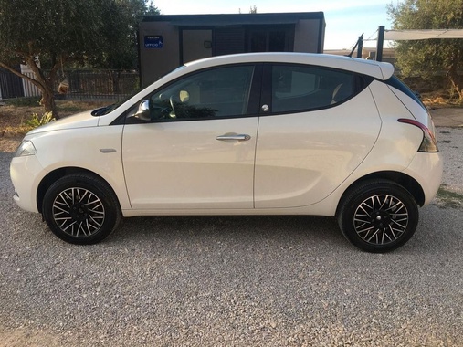 Lancia Ypsilon 2020