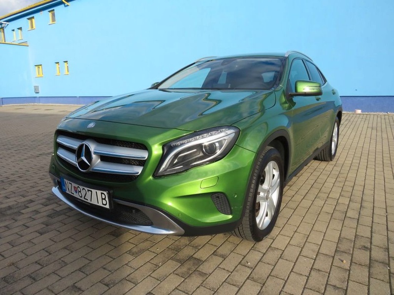 Mercedes-Benz GLA-Class