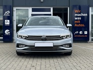 Volkswagen Passat 2023