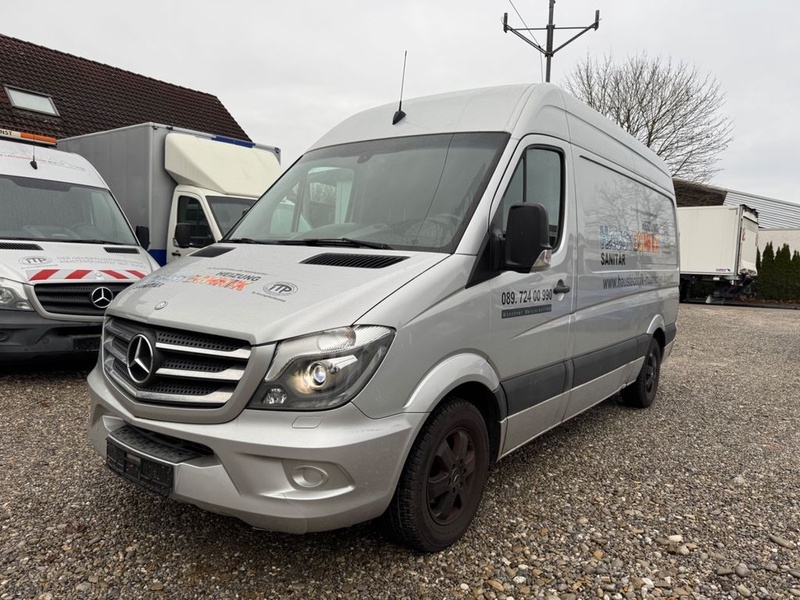 Mercedes-Benz Sprinter