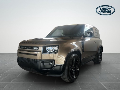 Land Rover Defender 2026