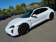 Porsche Taycan 2022