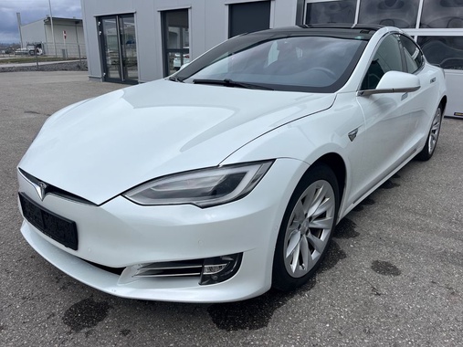 Tesla Model S 2019