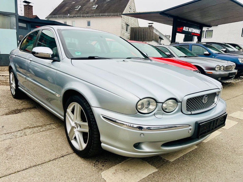 Jaguar X-TYPE