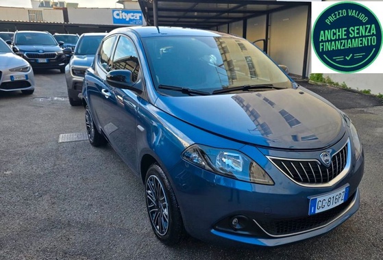 Lancia Ypsilon 2021