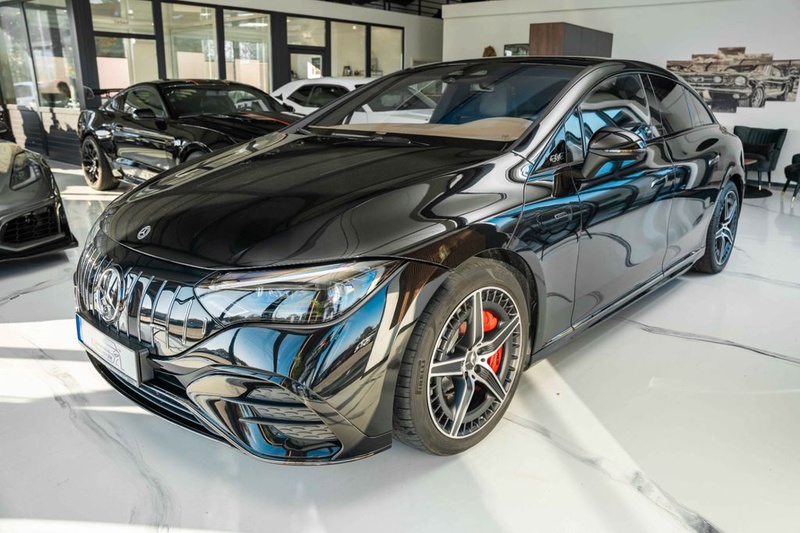 Mercedes-Benz EQE
