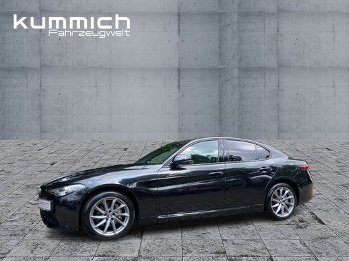 Alfa Romeo Giulia 2023