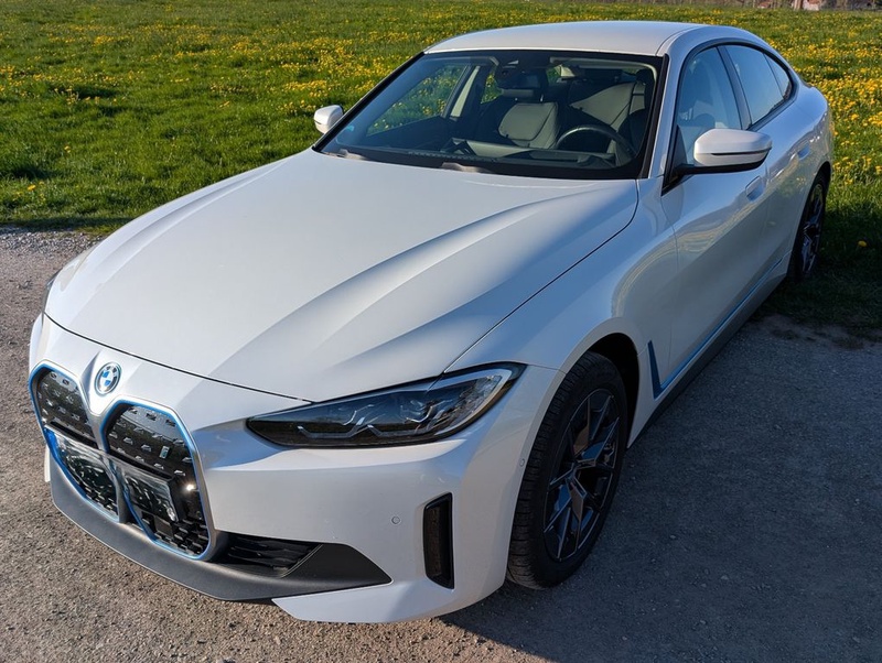 BMW i4