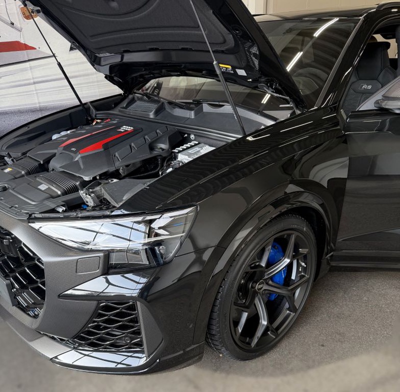 Audi RSQ8