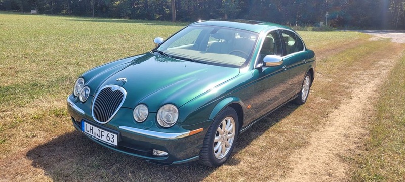 Jaguar S-TYPE