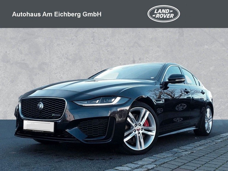 Jaguar XE