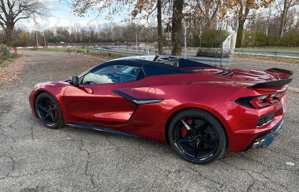 Corvette C8 2025