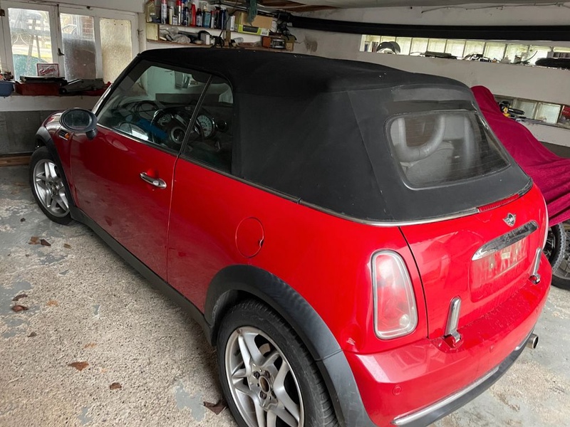 MINI Cabrio