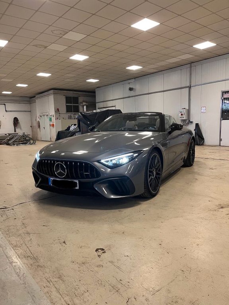 Mercedes-Benz SL-Class