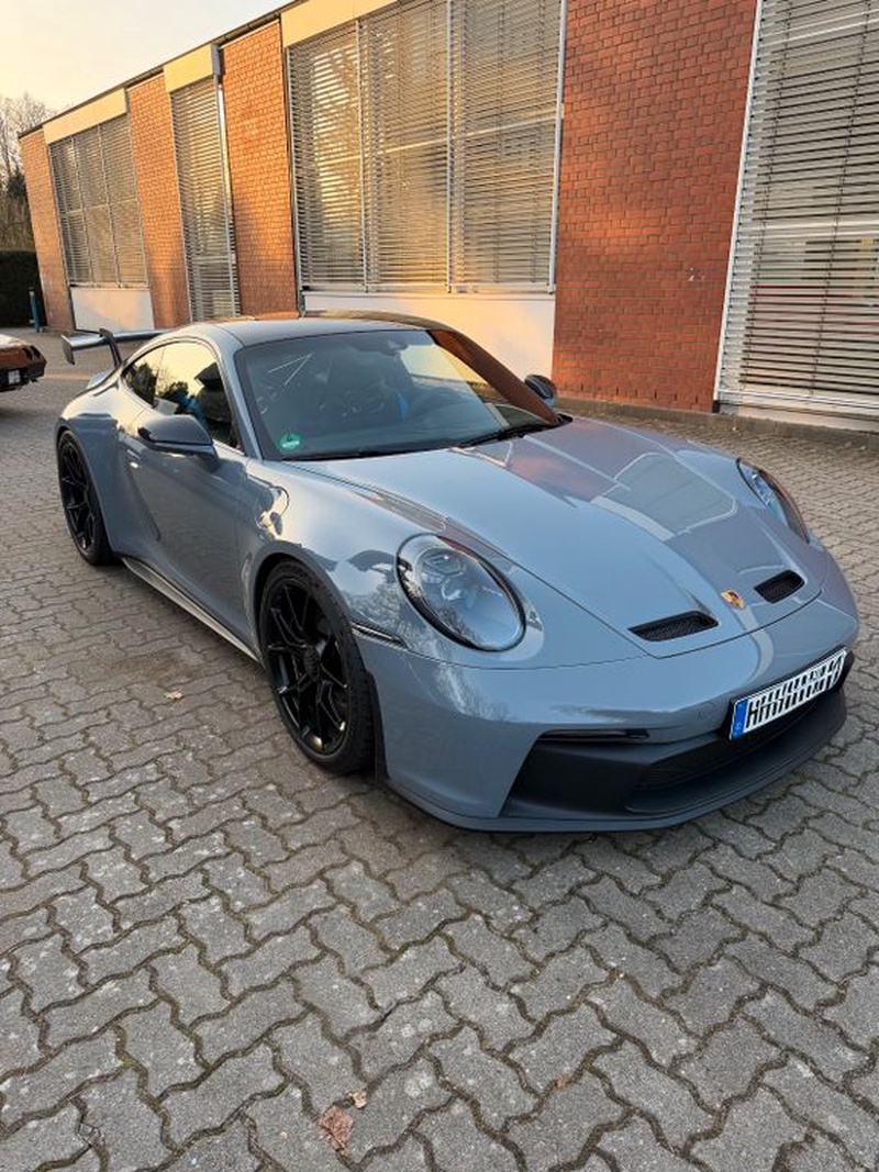 Porsche 992