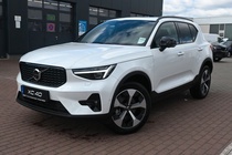 Volvo XC40 2025
