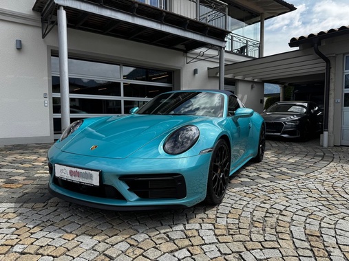 Porsche 992 2024