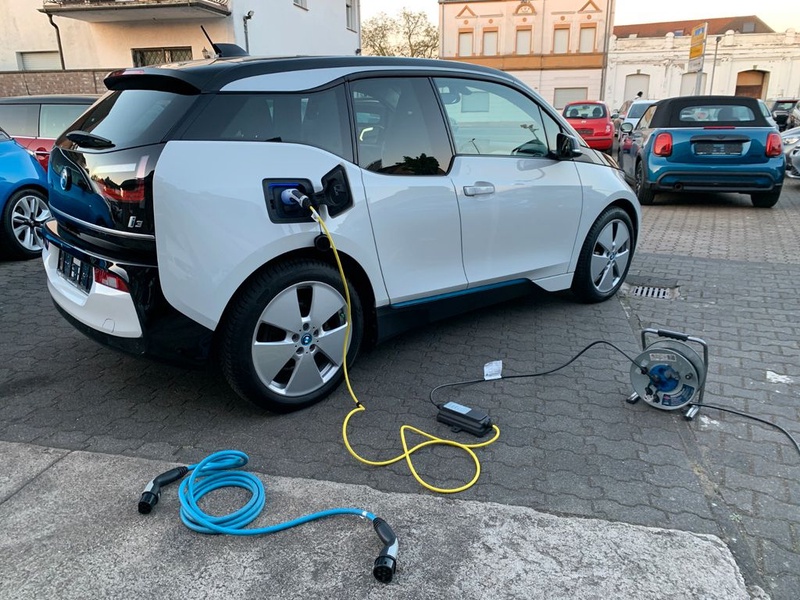 BMW i3