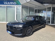 BMW i7 2025