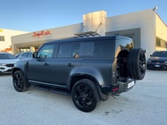 Land Rover Defender 2022