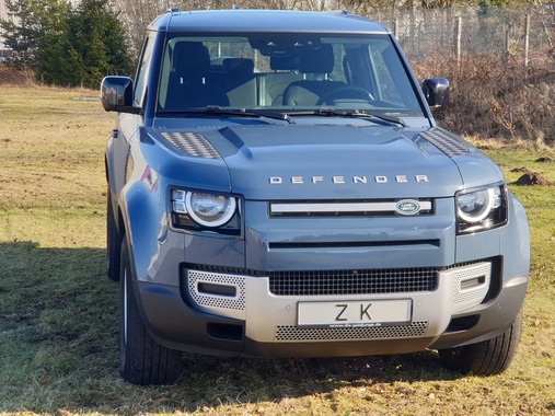 Land Rover Defender 2022