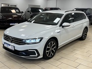 Volkswagen Passat 2021