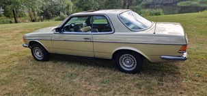 Mercedes-Benz 230 1982