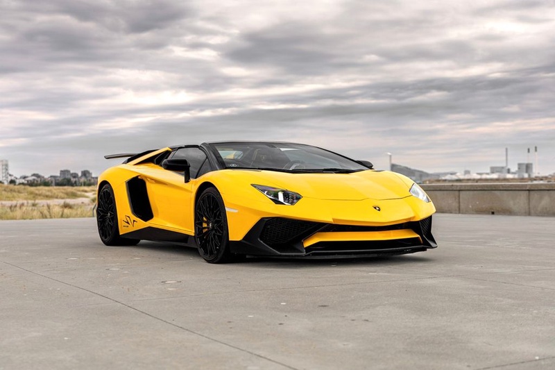 Lamborghini Aventador