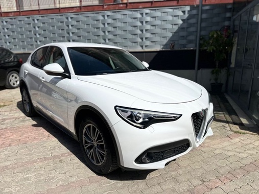 Alfa Romeo Stelvio 2019