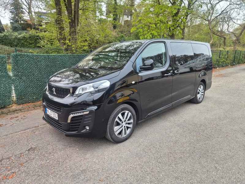 Peugeot Traveller