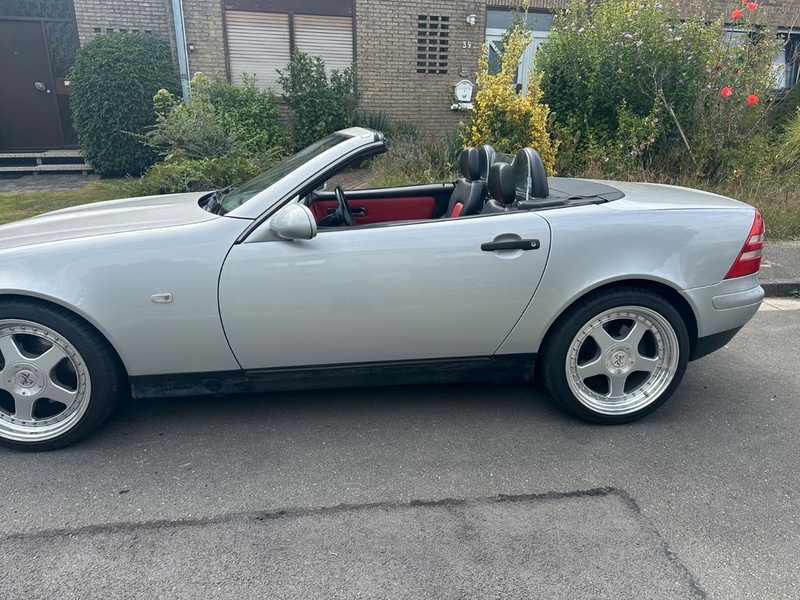 Mercedes-Benz SLK-Class