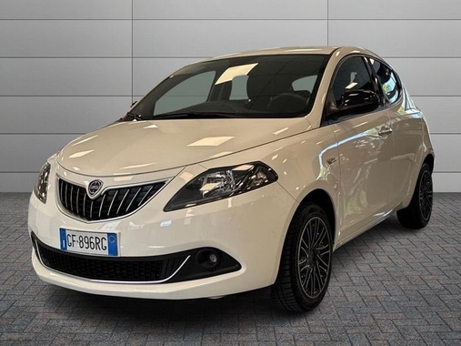 Lancia Ypsilon 2021