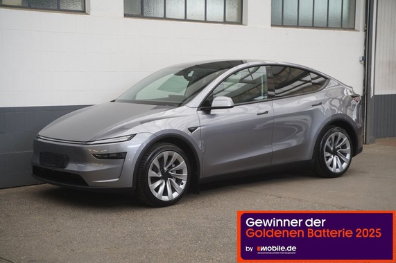 Tesla Model Y 2025