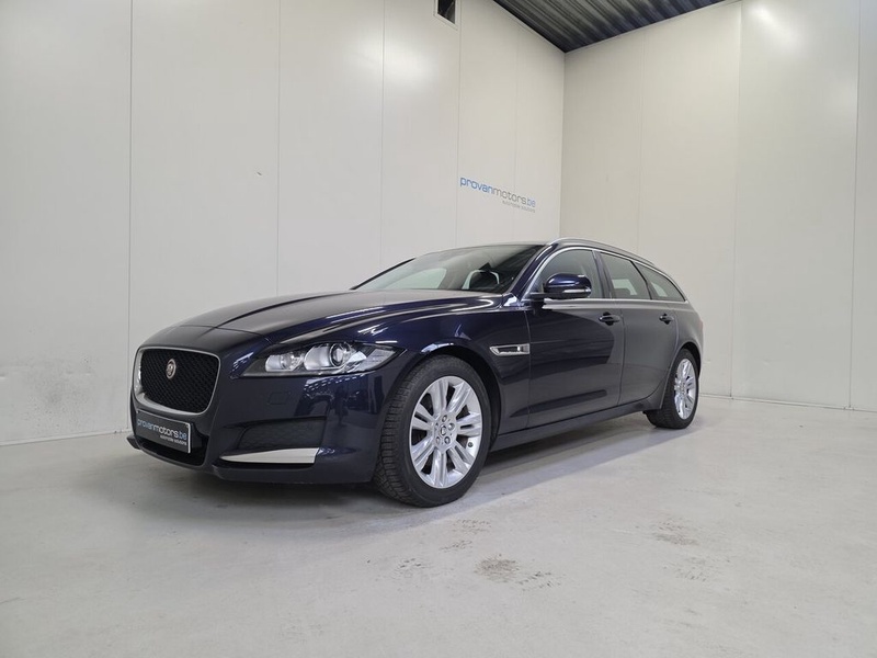 Jaguar XF