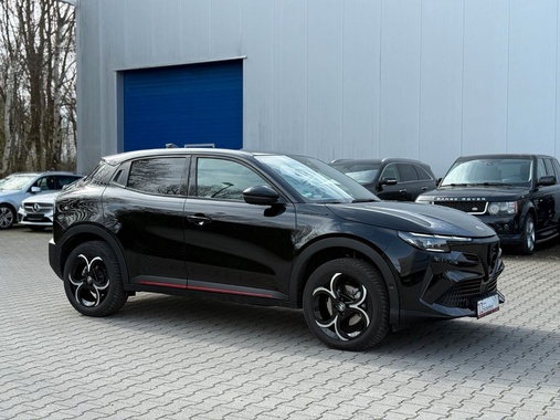 Alfa Romeo Junior 2025