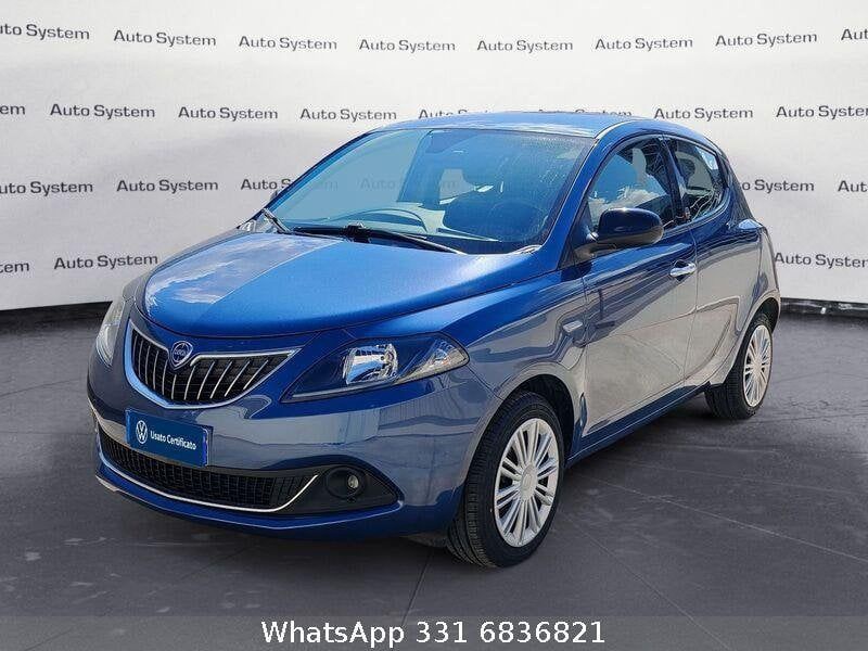 Lancia Ypsilon