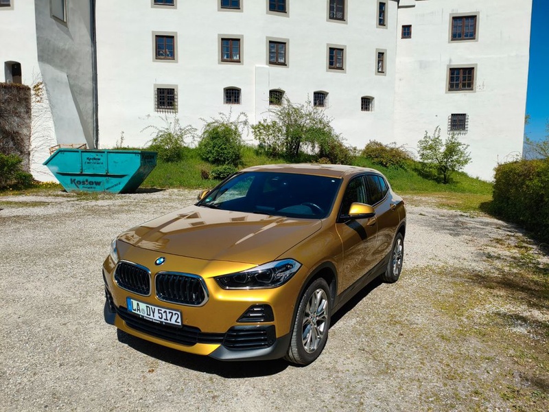 BMW X2