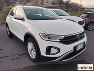 Volkswagen T-Roc 2023
