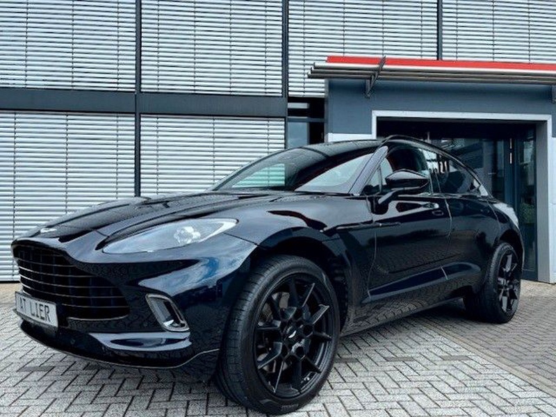 Aston Martin DBX